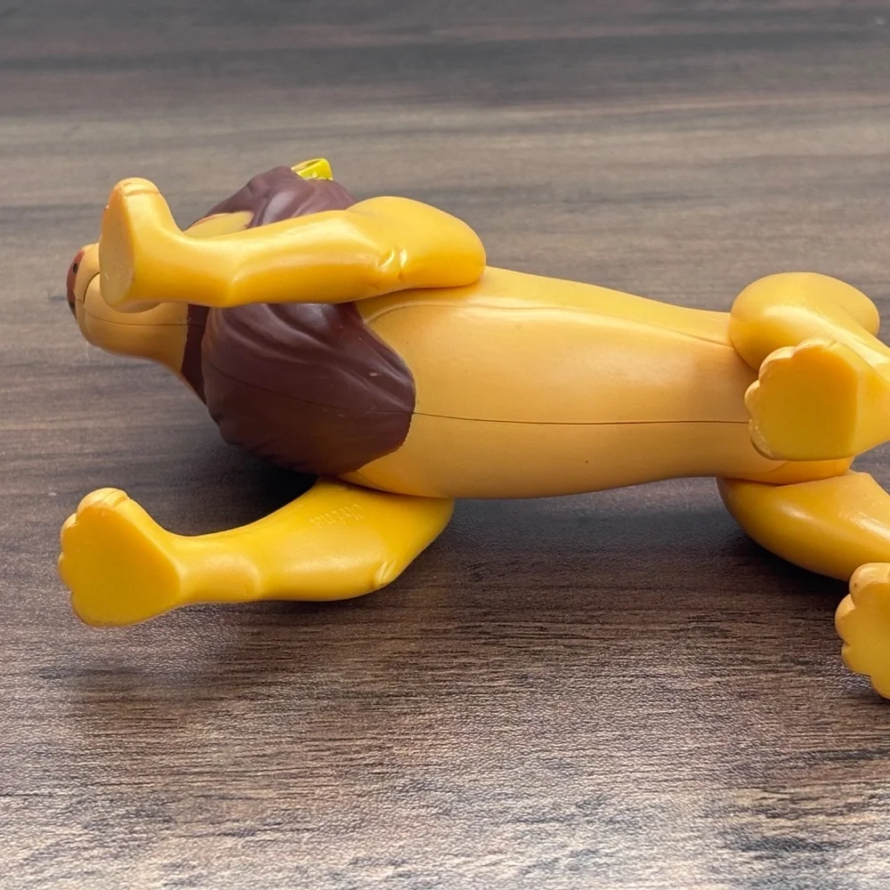 DISNEY Just Play The Lion King Lion Guard SIMBA Action Figure Toy Push Button
